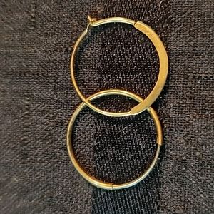 1 mismatch set of hoop style earrings 10k solid gold NOT plated no damage